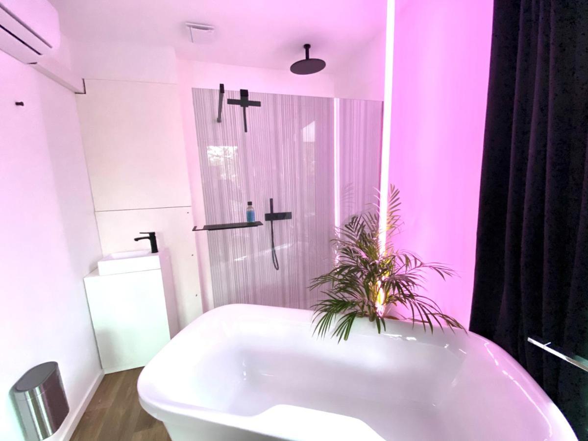 The Square - Vacation Rental With Outdoor Sauna - Centre Of Antwerpen Eksteriør bilde